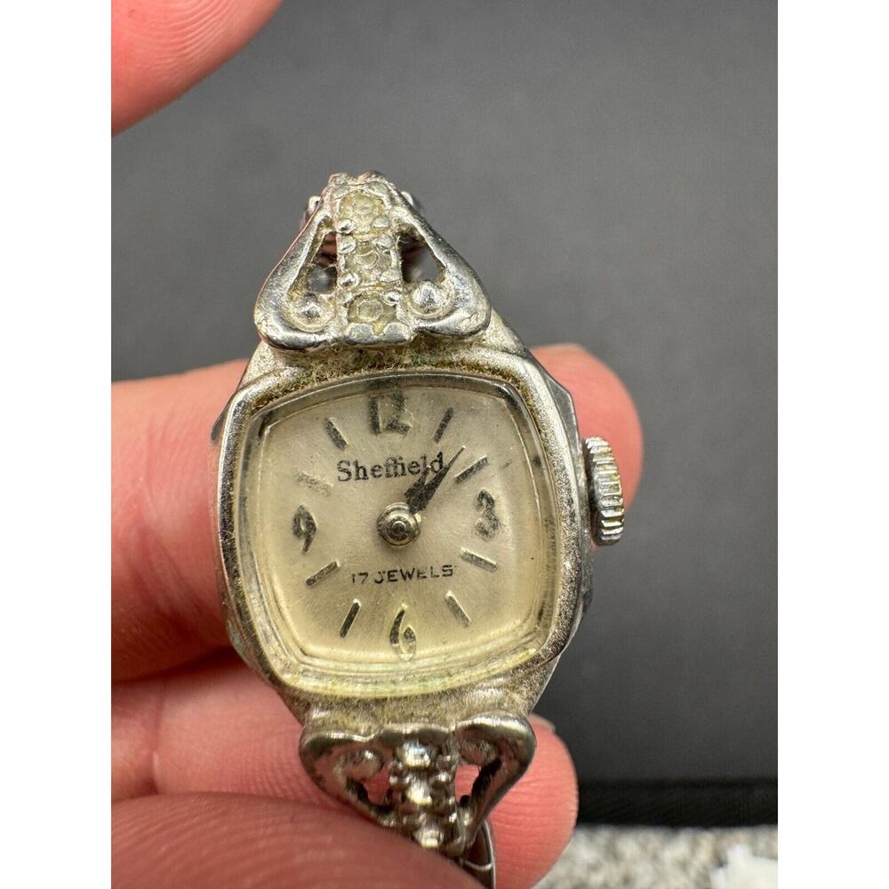 Vintage Sheffield 17 Jewels Swiss Ladies Bracelet Wristwatch Silver Tone